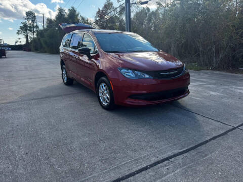 2025 Chrysler Voyager LX