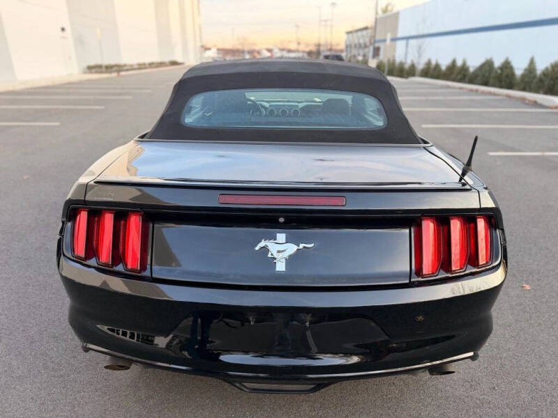 2016 Ford Mustang V6