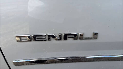 2016 GMC Yukon Denali