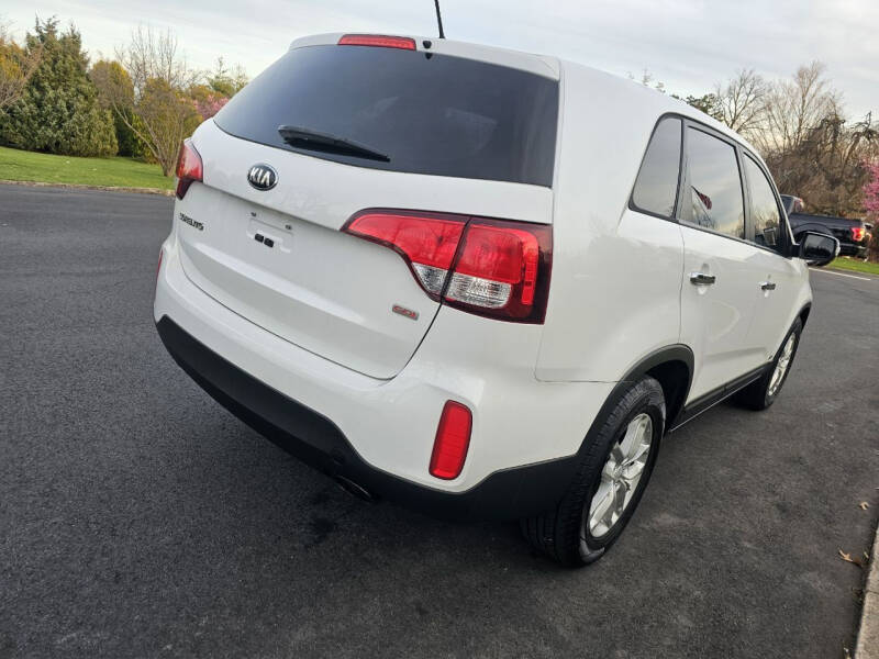 2015 Kia Sorento LX