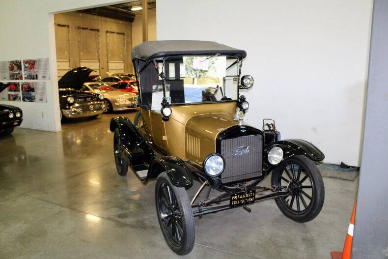 1920 Ford Model T