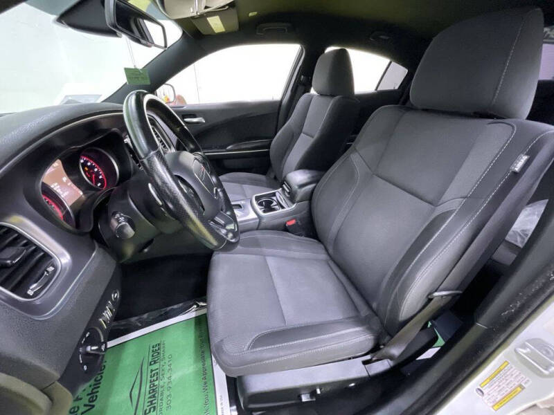 2019 Dodge Charger SXT