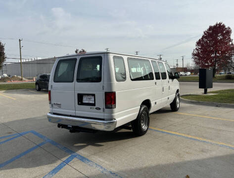 2014 Ford E-Series E-350 SD XL