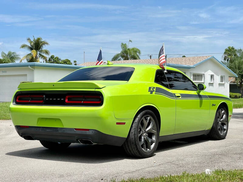 2015 Dodge Challenger R/T Plus