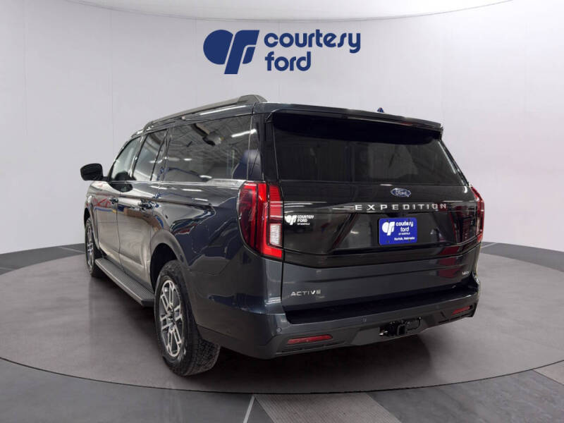 2026 Ford Expedition MAX Active