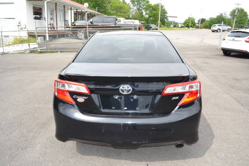 2013 Toyota Camry SE