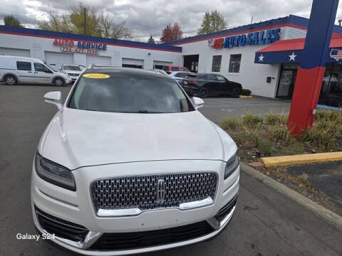 2019 Lincoln Nautilus Reserve