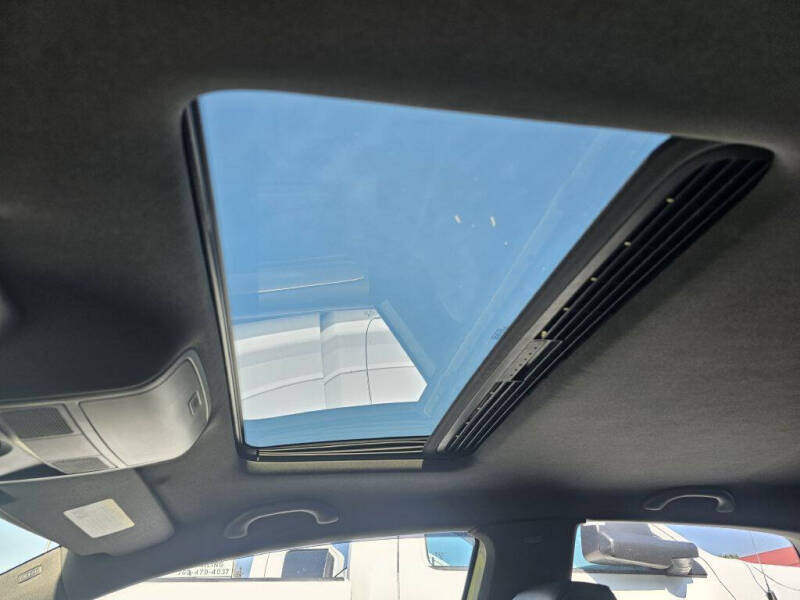 2012 Volkswagen Golf R