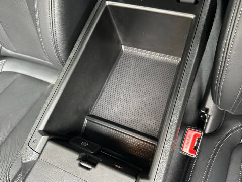 2023 BMW 3 Series 330i