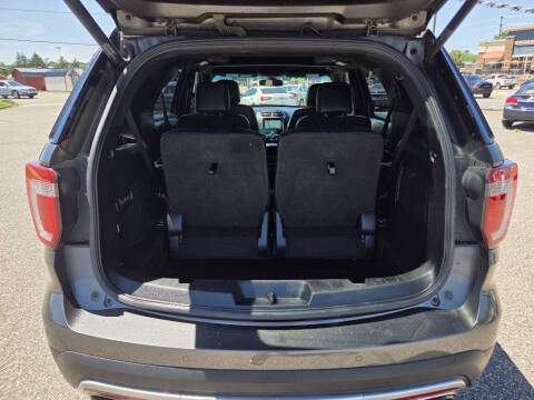 2017 Ford Explorer Platinum