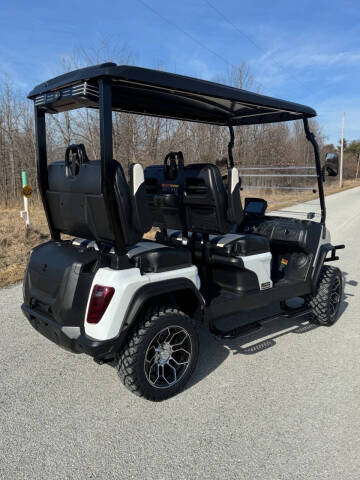 2025 Evolution D5 Maverick 4 Plus