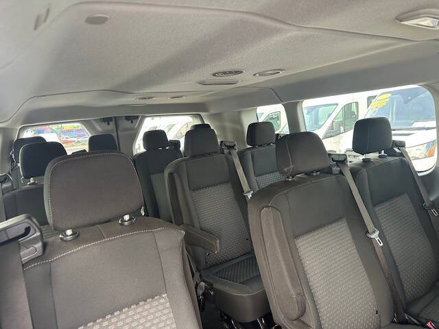 2023 Ford Transit 350 XLT