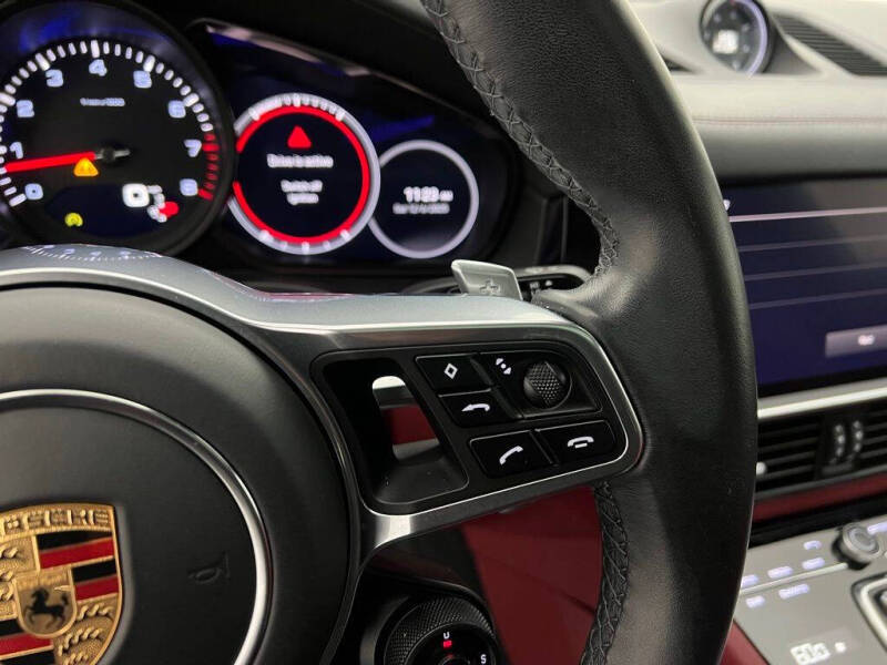 2023 Porsche Cayenne Coupe Platinum Edition