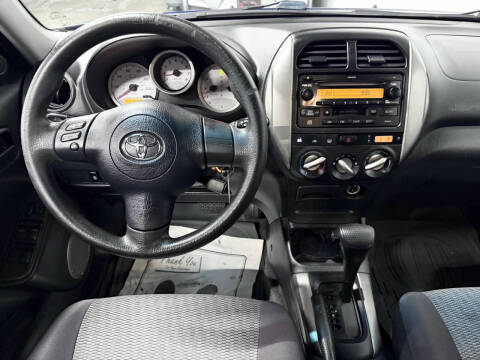 2004 Toyota RAV4