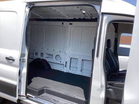 2025 Ford Transit 250