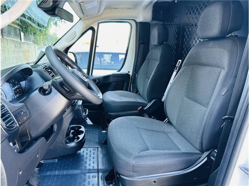 2023 RAM ProMaster 2500 136 WB