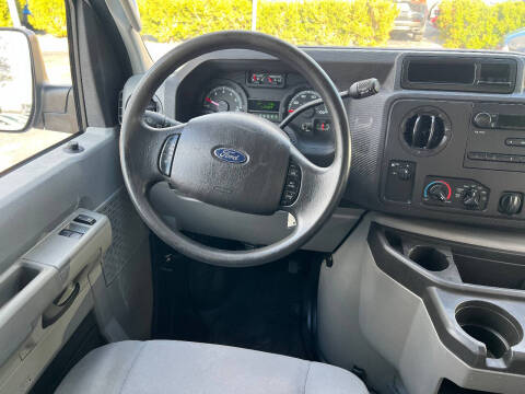2013 Ford E-Series