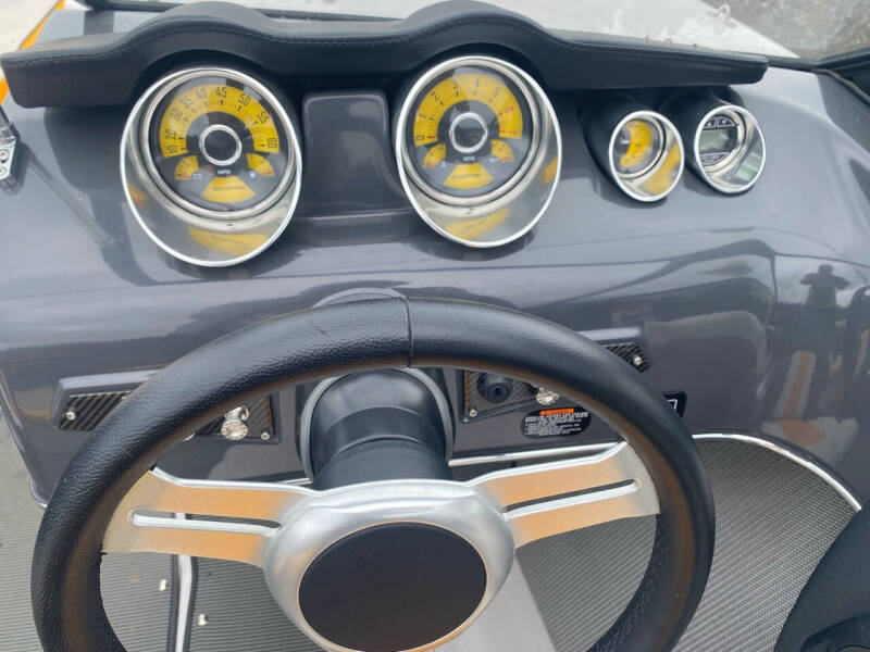 2016 Glastron GTS 185