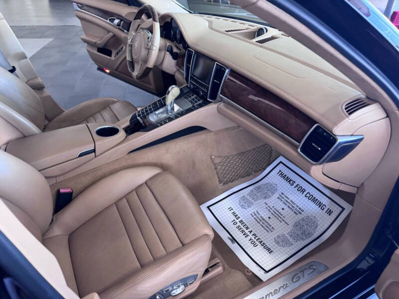 2013 Porsche Panamera GTS