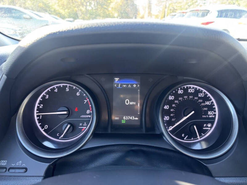 2022 Toyota Camry SE