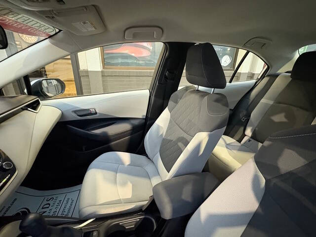 2022 Toyota Corolla LE