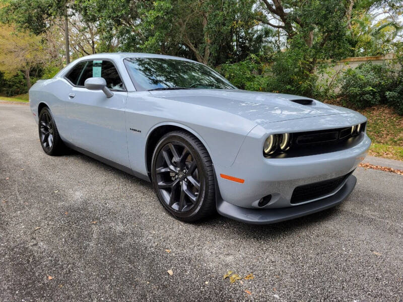 2022 Dodge Challenger R/T's photo