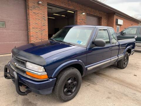 2001 Chevrolet S-10 for sale at INTERNATIONAL AUTO SALES LLC in Latrobe PA