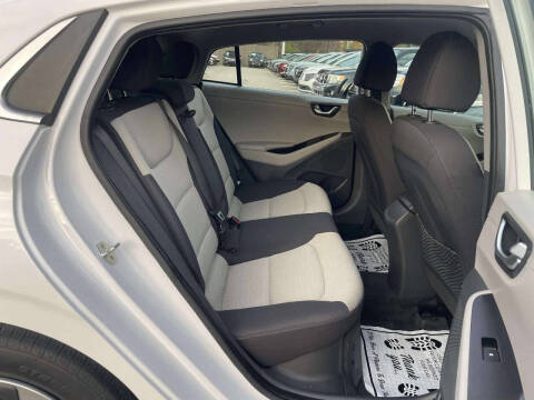 2017 Hyundai Ioniq Hybrid SEL