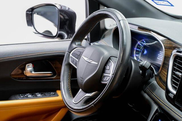 2022 Chrysler Pacifica Hybrid Pinnacle