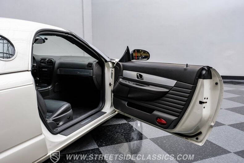 2002 Ford Thunderbird Deluxe