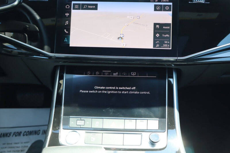 2019 Audi Q8 quattro Premium Plus 55 TFSI