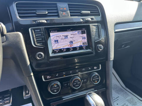 2015 Volkswagen Golf GTI SE