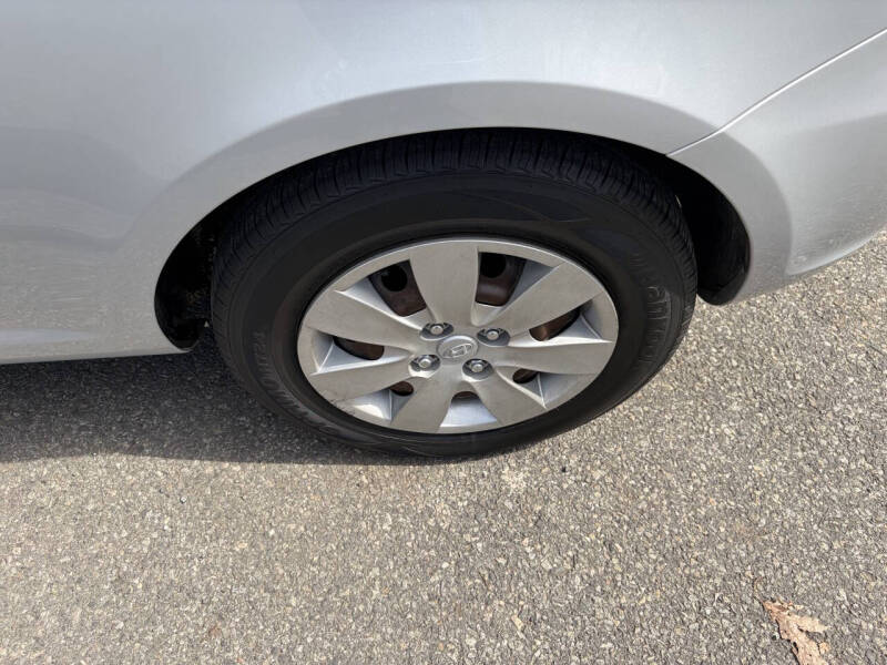 2010 Hyundai Accent GS