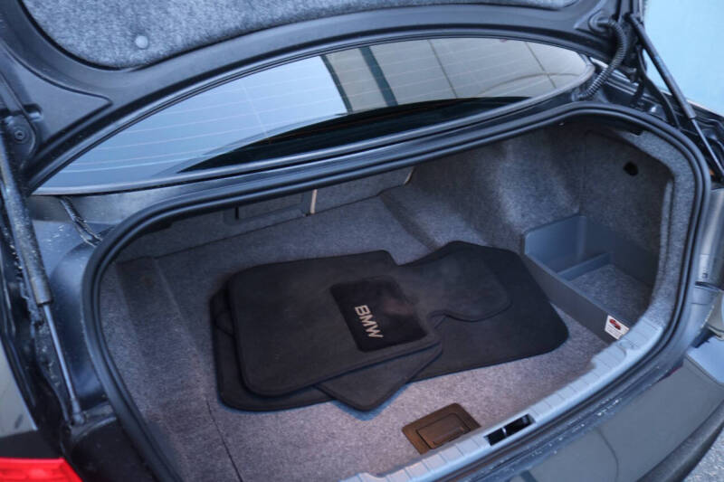 2011 BMW 3 Series 335i