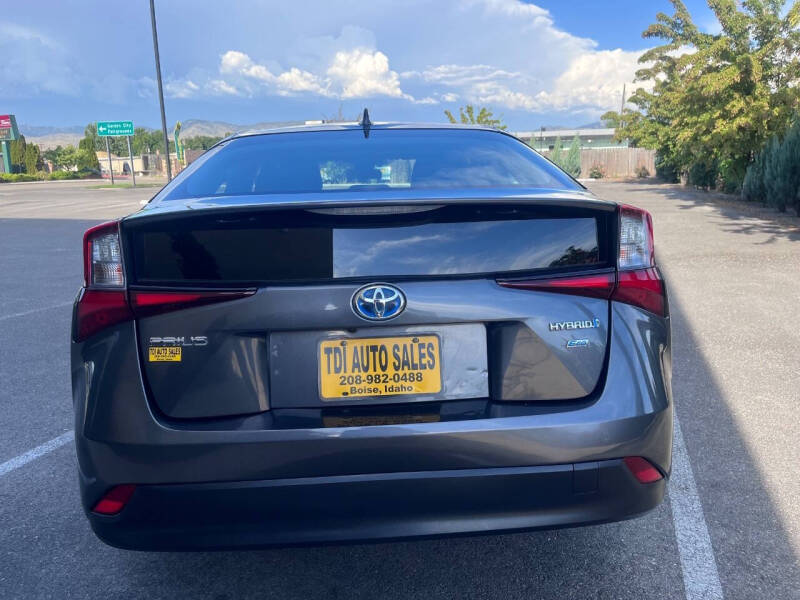 2019 Toyota Prius L Eco