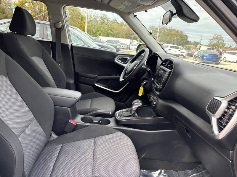 2023 Kia Soul LX