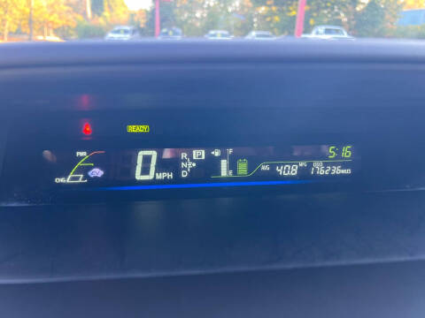 2012 Toyota Prius v Three