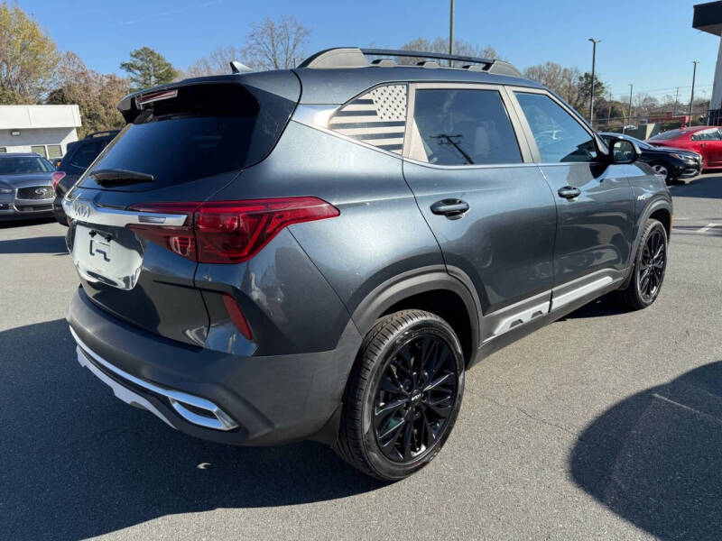 2022 Kia Seltos Nightfall