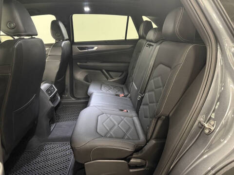 2024 Volkswagen Atlas Cross Sport SE 4Motion