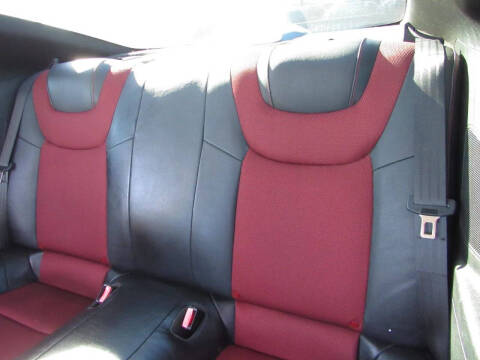 2011 Hyundai Genesis Coupe