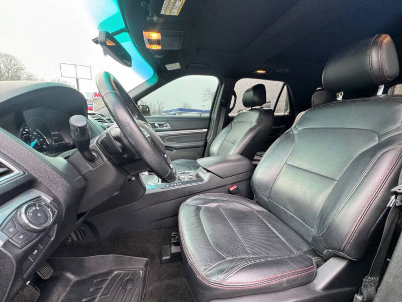 2016 Ford Explorer Sport