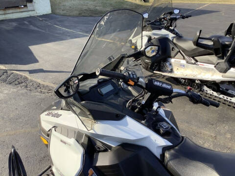 2019 Ski-Doo Renegade® Sport 600 ACE