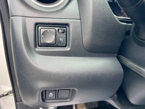 2017 Nissan Versa Note SV