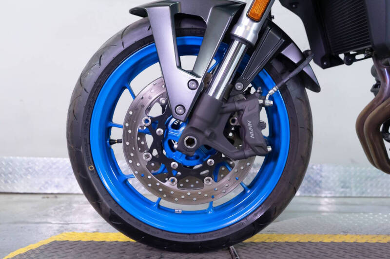2024 Suzuki GSX-8S
