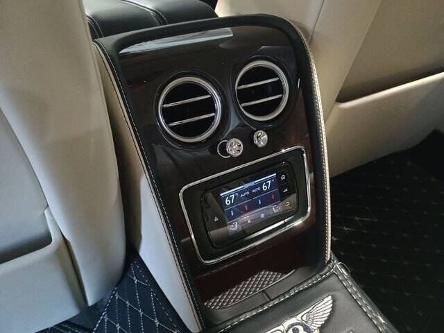 2018 Bentley Flying Spur 31