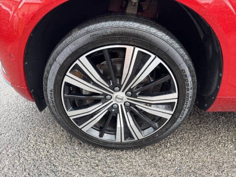 2023 Volvo XC60 B5 Plus Bright Theme