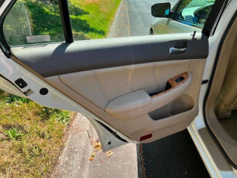 2005 Honda Accord Hybrid