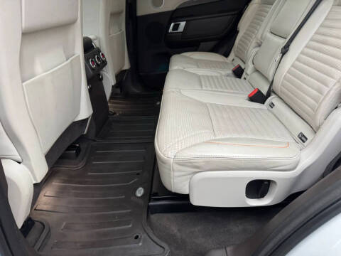 2017 Land Rover Discovery HSE Luxury