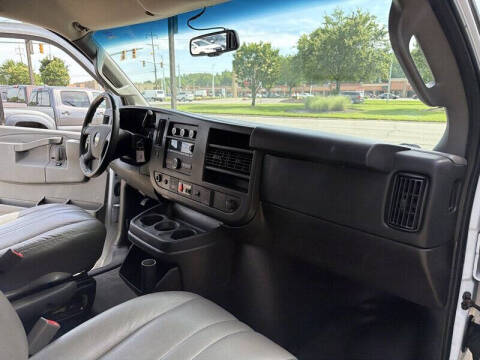 2017 Chevrolet Express 2500