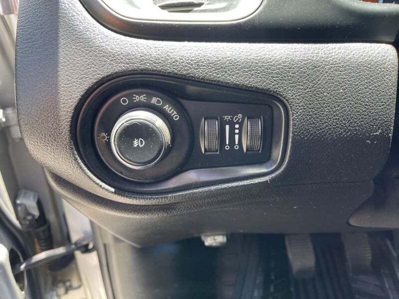2016 Jeep Renegade Latitude 75th Anniversary